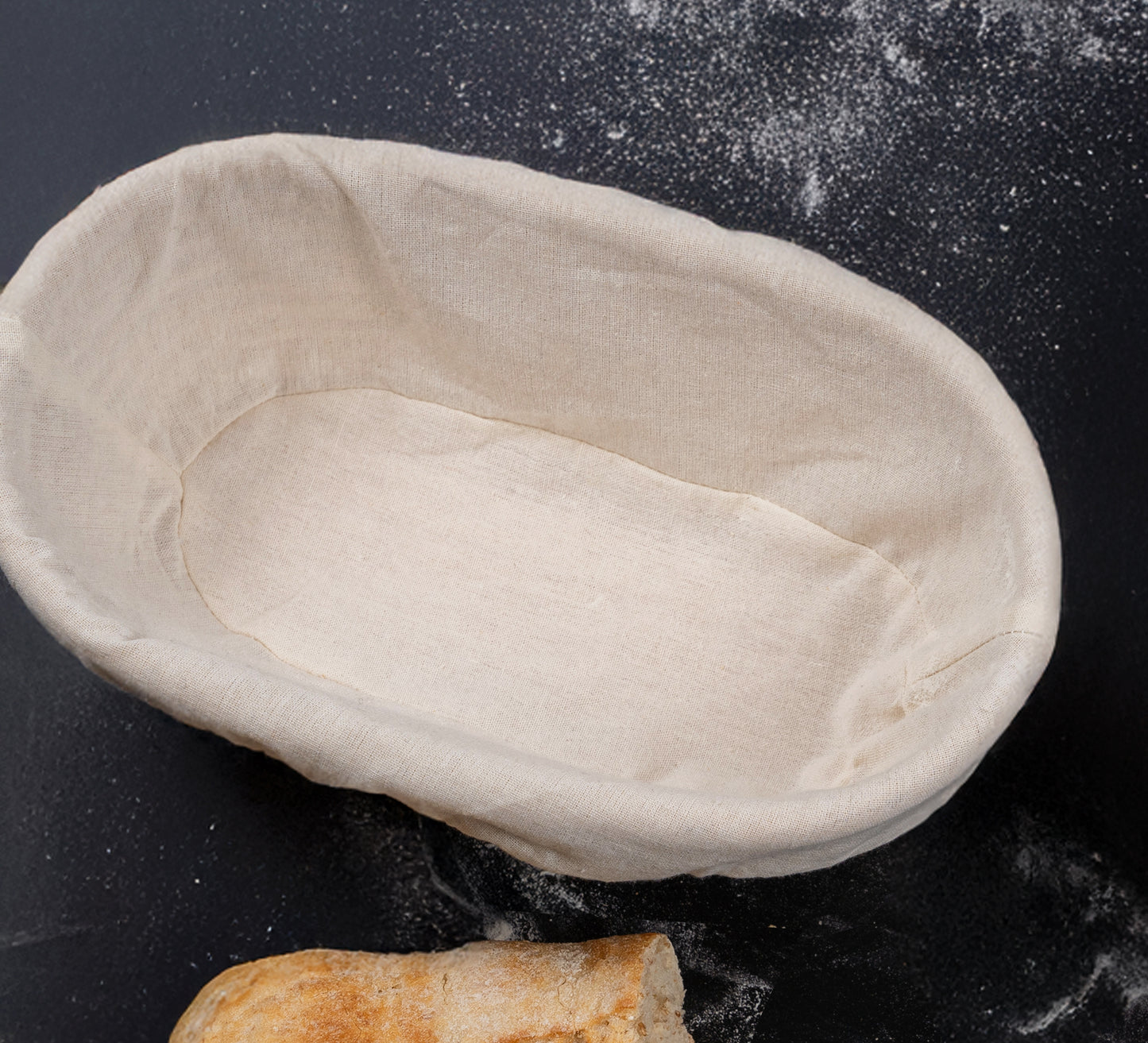 OVAL LINEN LINER