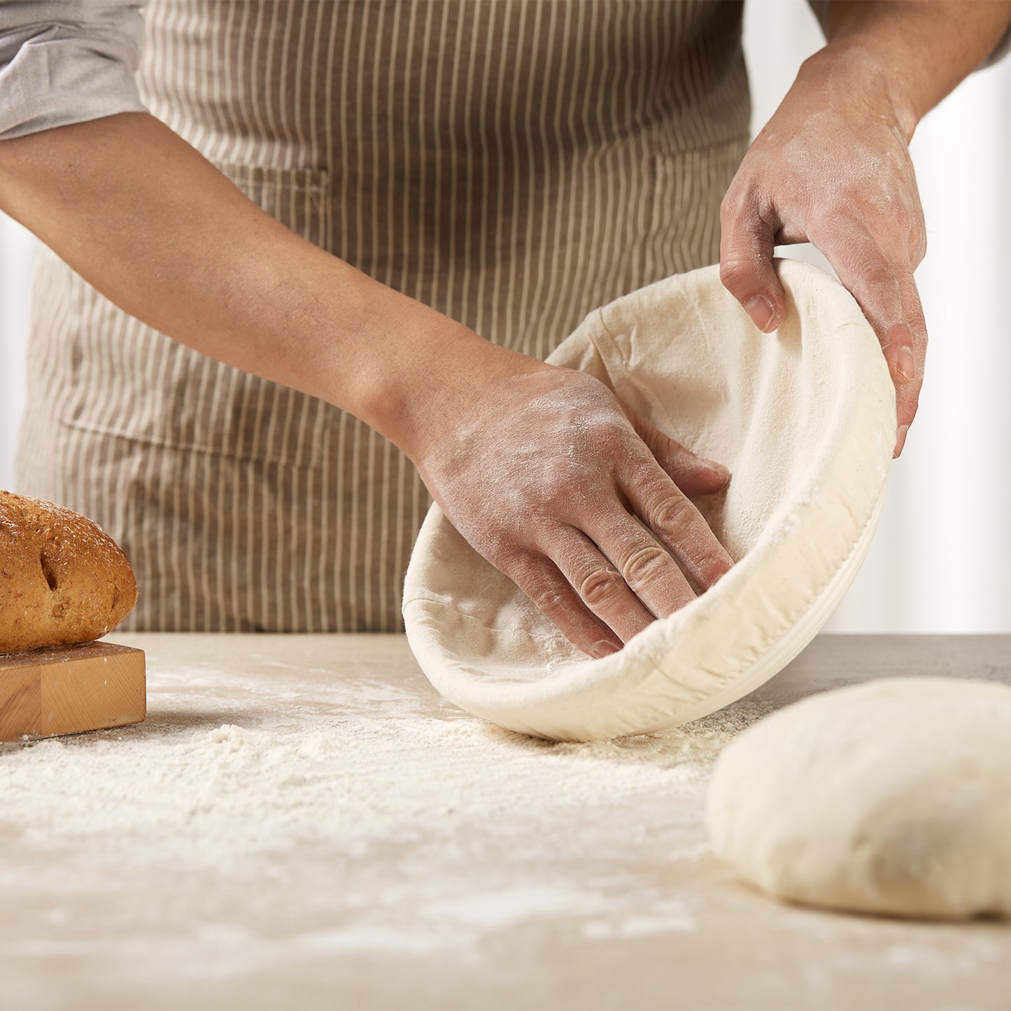 ROUND PROOFING BASKETS AND LINERS